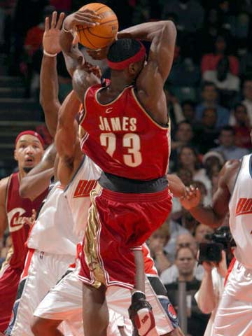 位居全队第 位居全队第