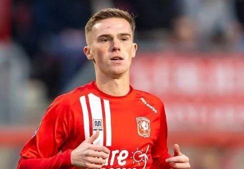 吸引了众多 吸引了众多