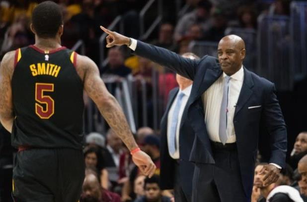 面对这种情 面对这种情