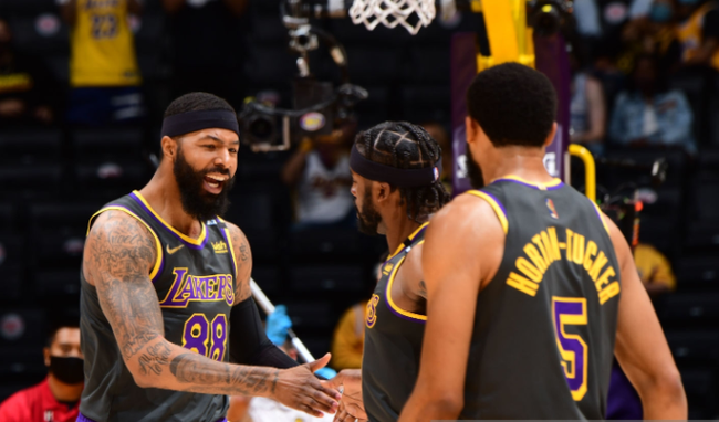 年轻人讲起 年轻人讲起